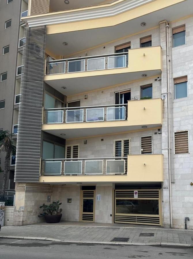 Apartment Capruzzi Bari Exterior foto